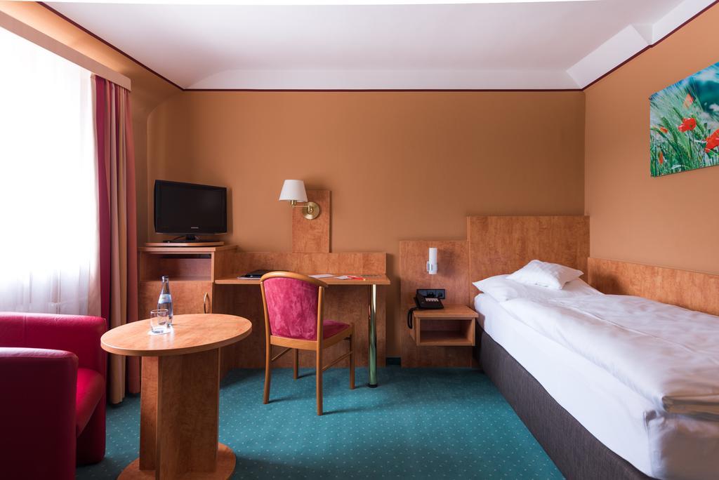 Buergerbraeu Hotel Uberlingen Buitenkant foto