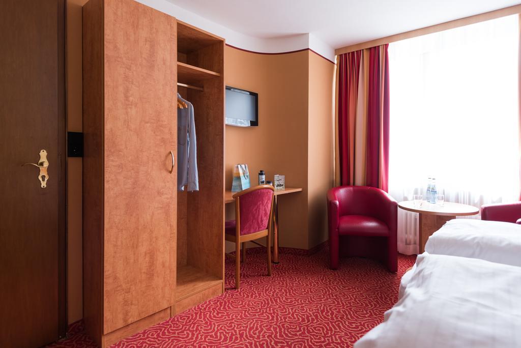 Buergerbraeu Hotel Uberlingen Buitenkant foto