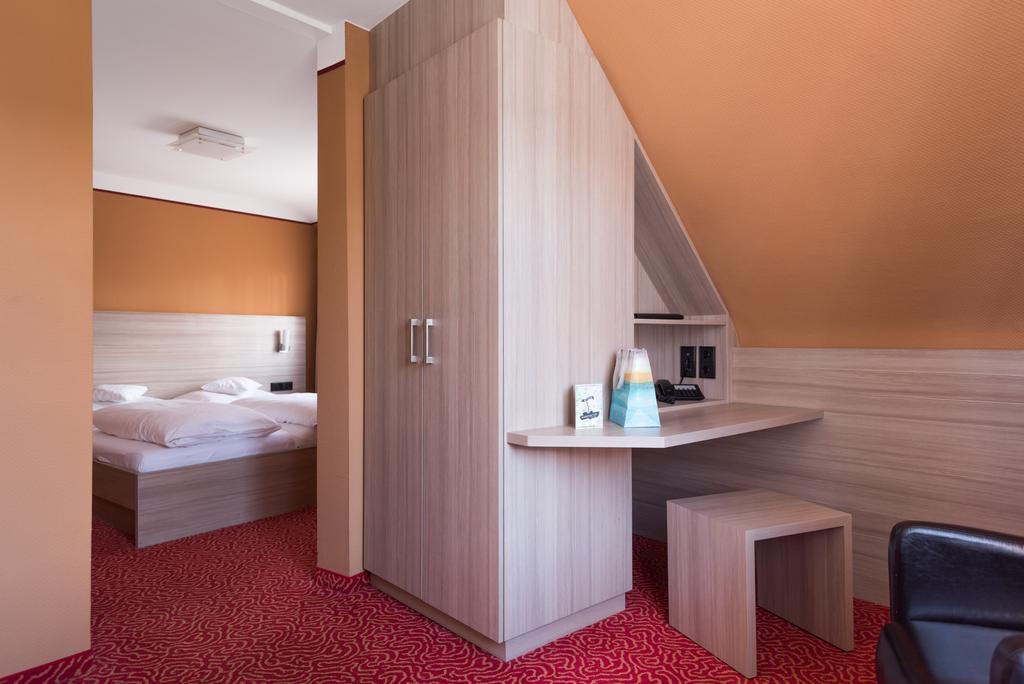Buergerbraeu Hotel Uberlingen Buitenkant foto